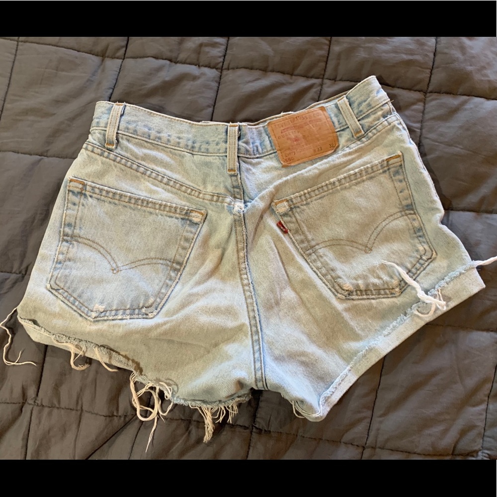 VINTAGE LEVI SHORTS